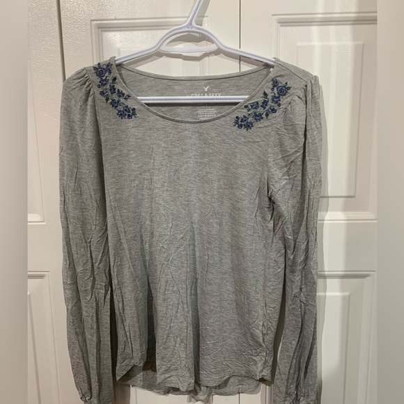 💘2 for $20💘 American Eagle Long Sleeve Shirt - Picture 1 of 3